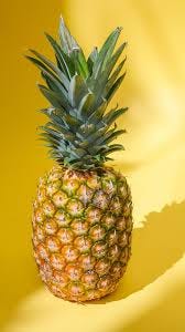 12 health benefits of eating pineapple ...