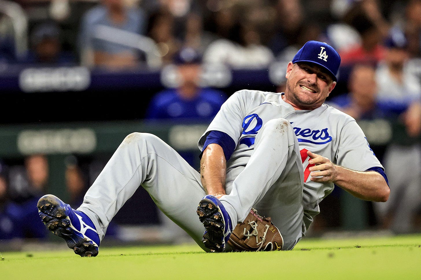 Daniel Hudson injury: Dodgers pitcher tore ACL, out for year