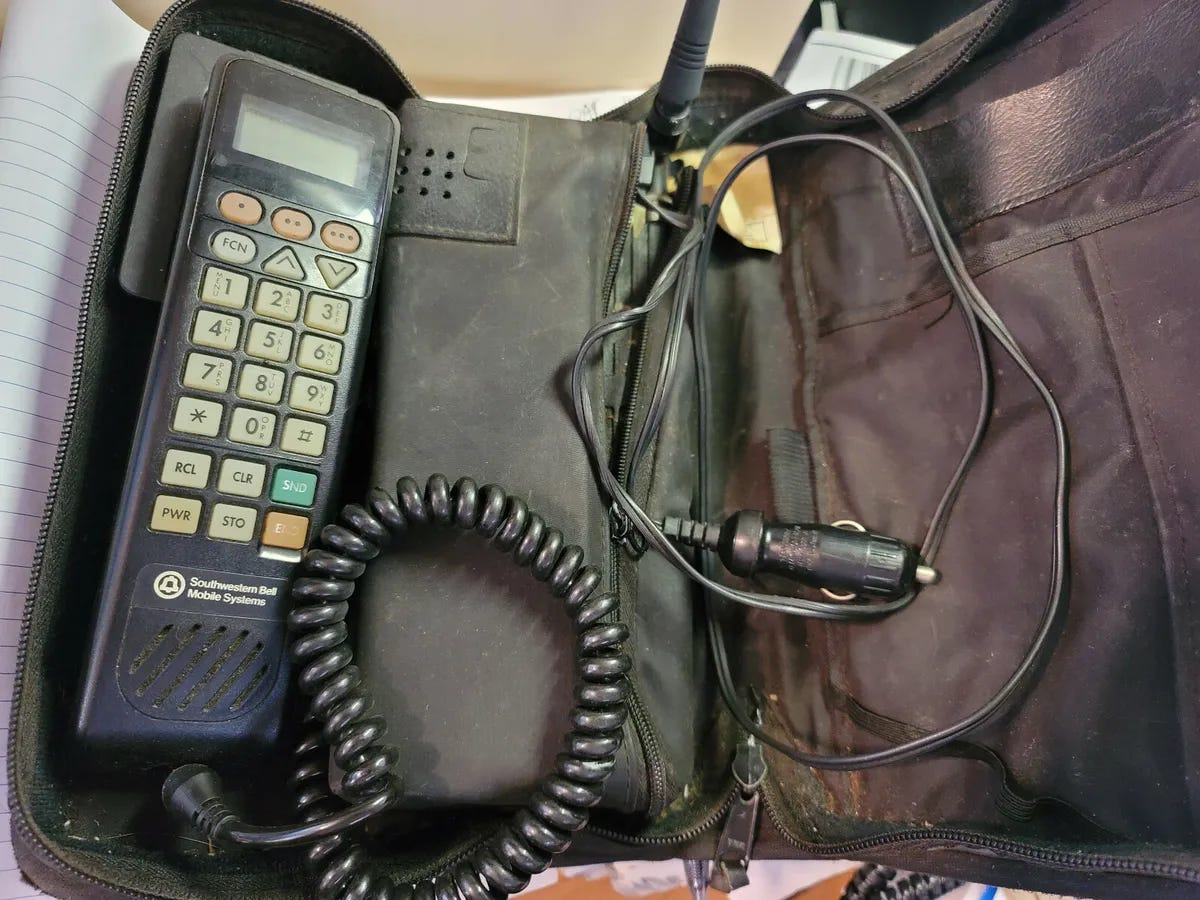 Collectors: Two 1990's Vintage Motorola Mobile Bag Phones | eBay