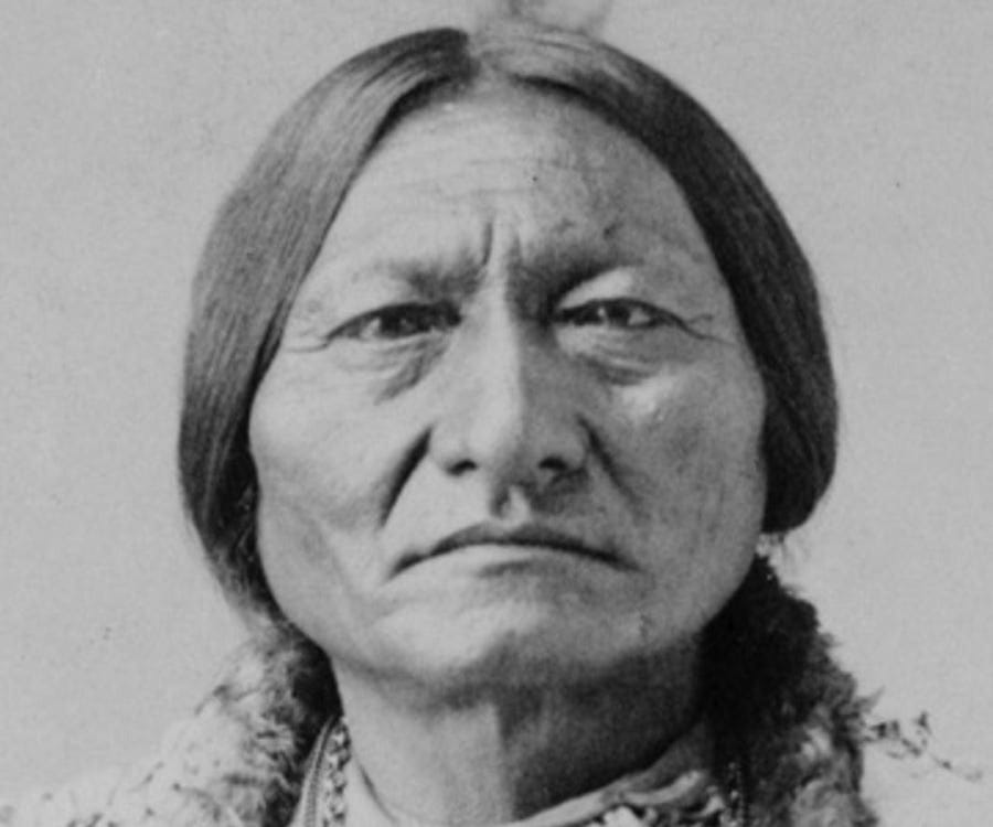 Sitting Bull Biography - Childhood, Life Achievements & Timeline