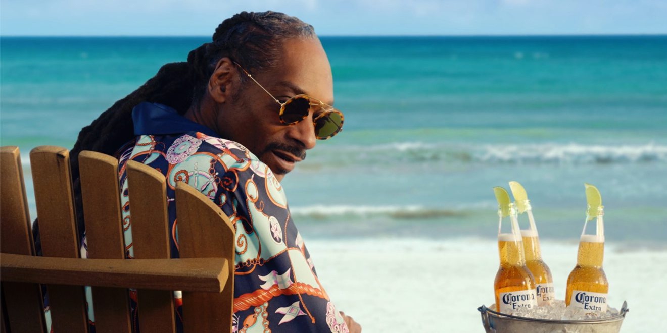 Snoop Dogg Lives 'La Vida Mas Fina' for Corona