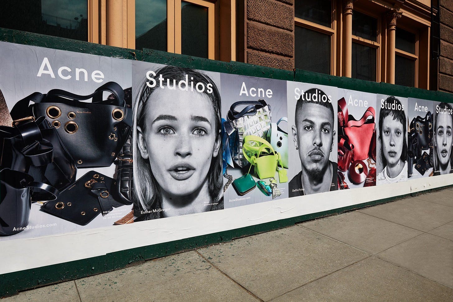 Acne Studios on Twitter: "The #AcneStudios Fall/Winter 2019 campaign  photographed by #RichardBurbridge and featuring #SaraHiromiSkinner,  #DelfinFinley and #EstherMcGregor – as seen in the streets of New York.  https://t.co/Sqq9vTyeYt" / Twitter