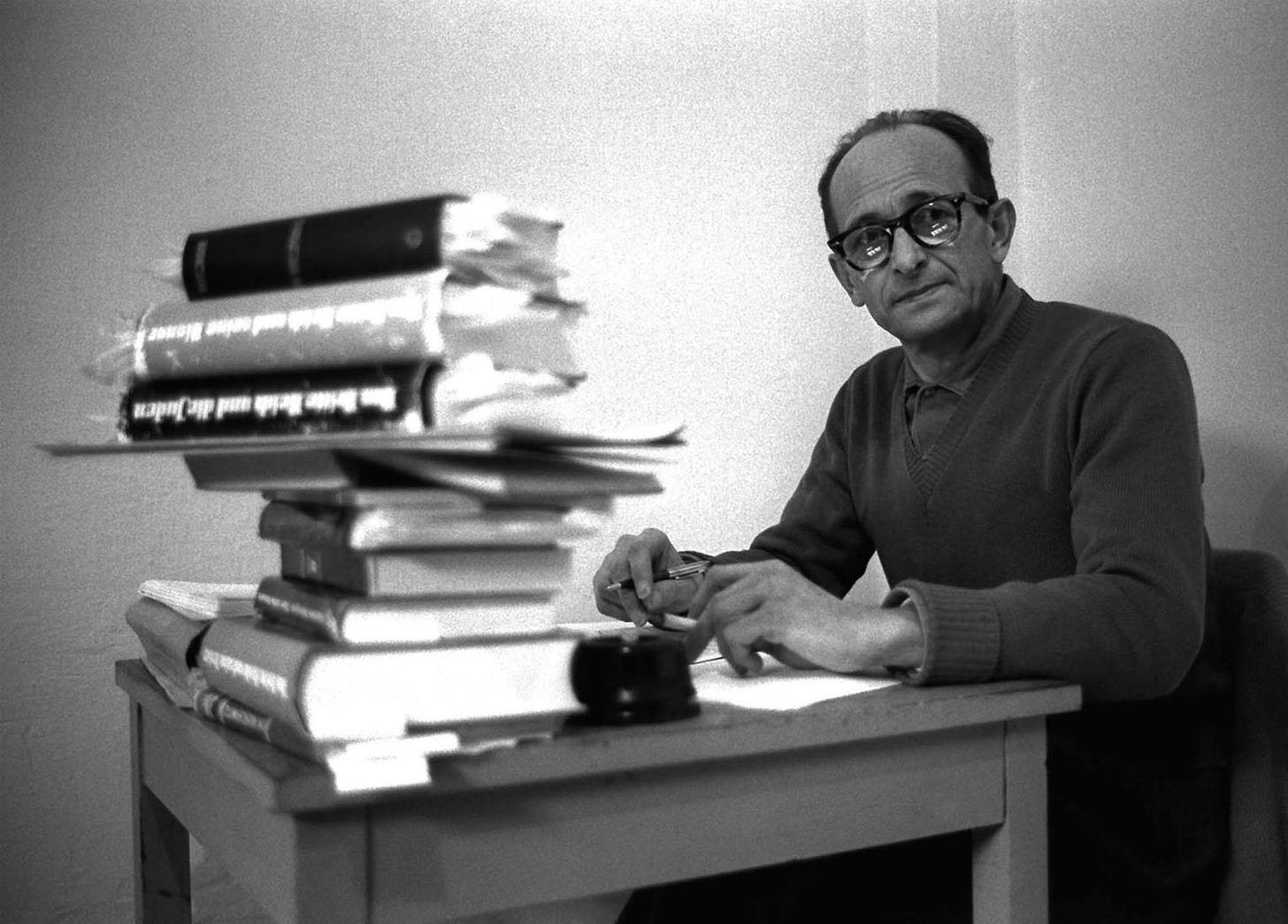 The Long Road to Eichmann's Arrest: A Nazi War Criminal's Life in Argentina  - DER SPIEGEL