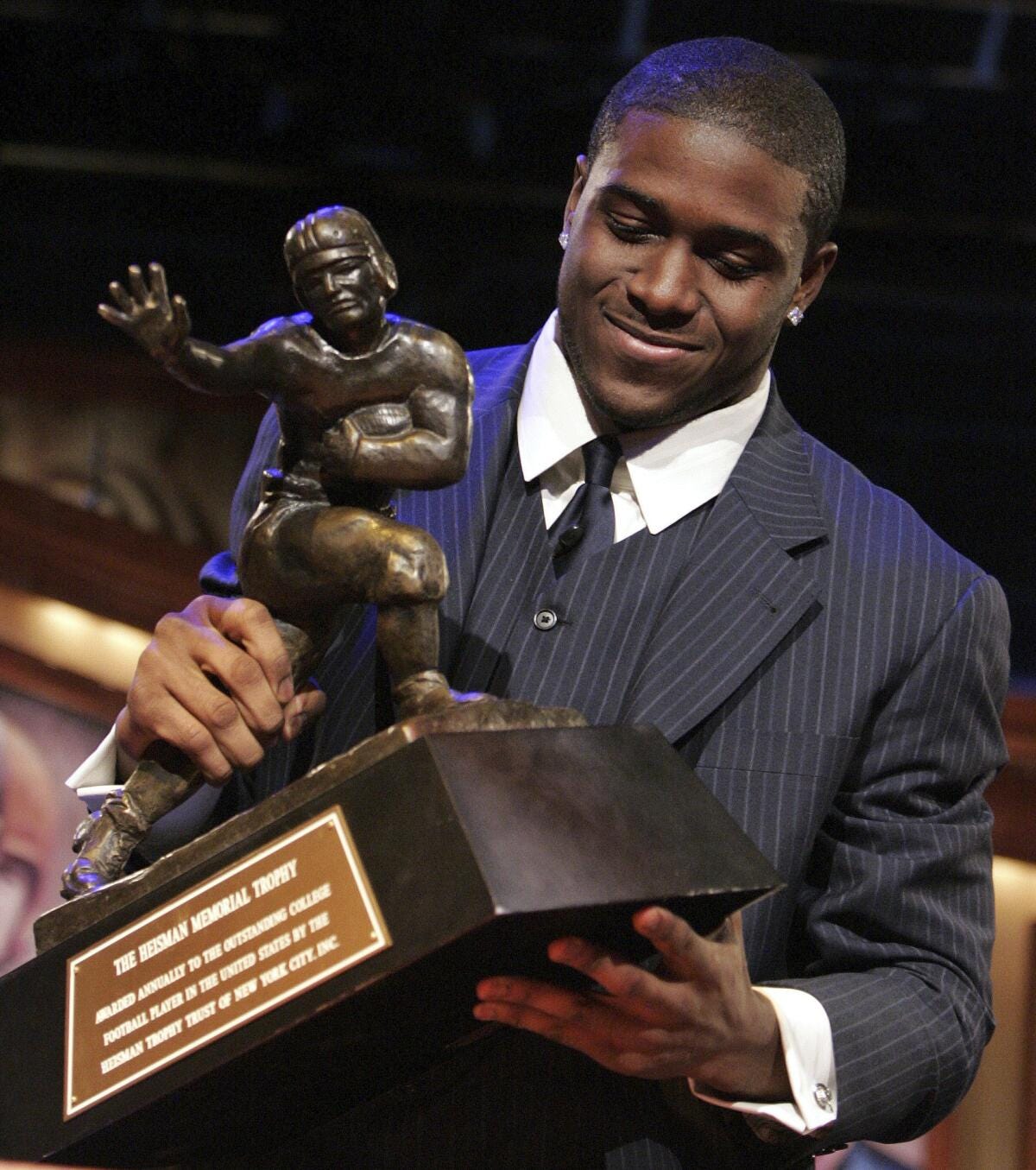 Reggie Bush has his Heisman, but he also has a troubled legacy - Los  Angeles Times