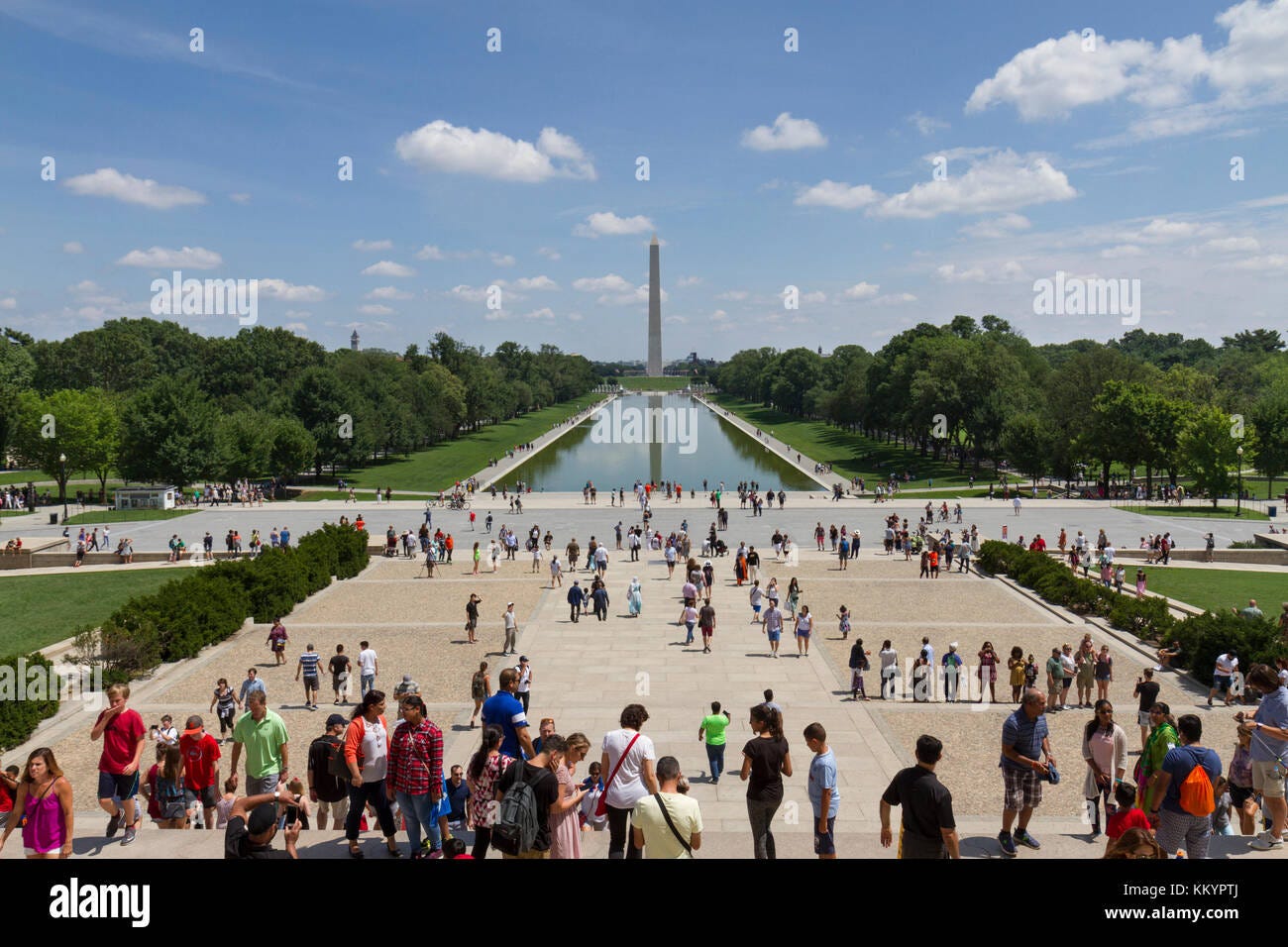 Lincoln memorial steps hi-res stock photography and images - Alamy