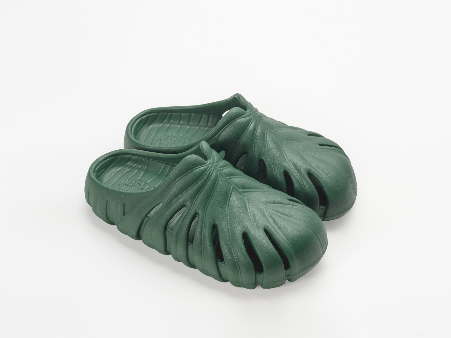 Design Clogs - Monstera Mule Forest - Footwear Collection - Unsent Studio -