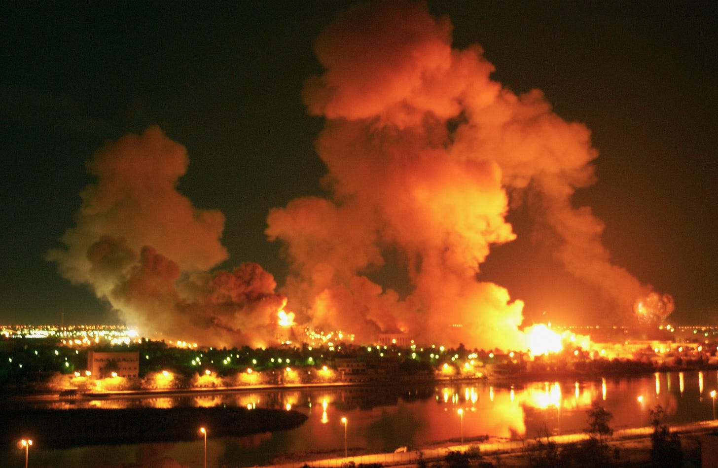 Iconic images from the war in Iraq