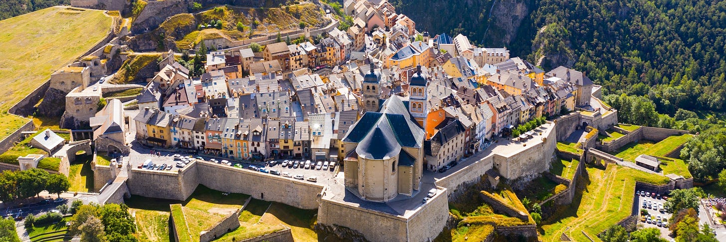 Cité Vauban | Attractions - Lonely Planet