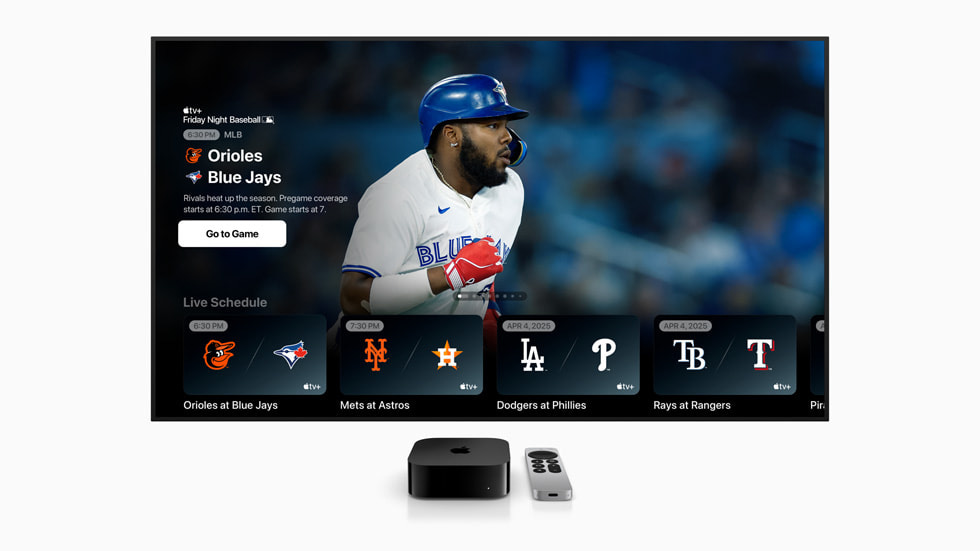 La pantalla principal de “Friday Night Baseball” en una televisión con Apple TV y Siri Remote. 