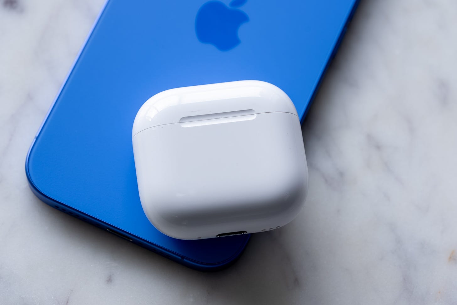 AirPods Pro 4 case