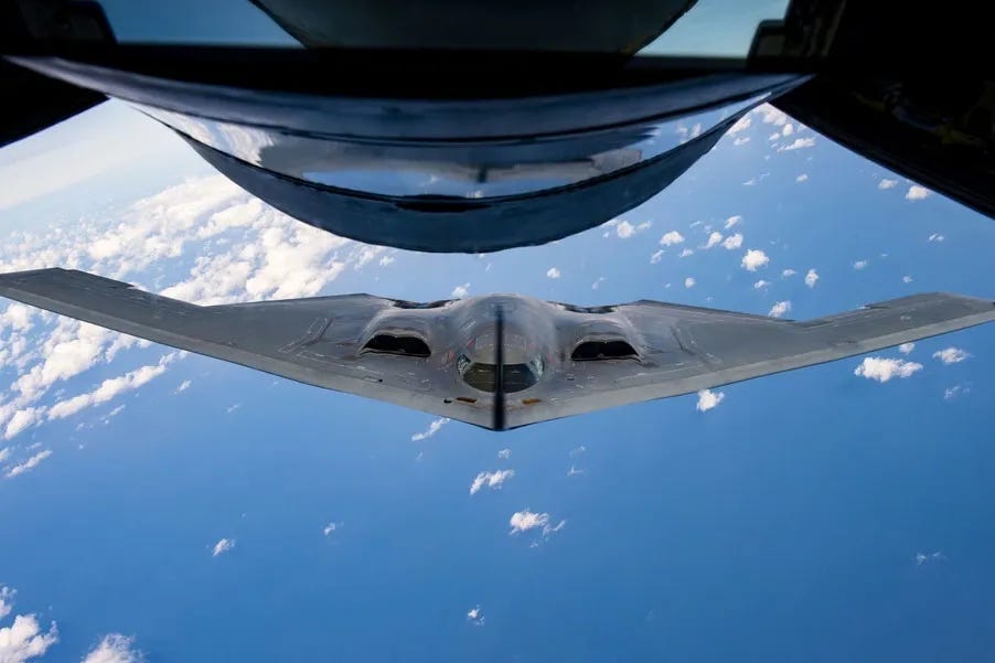US Stealth Bombers Strike Houthi Weapons Sites in Yemen - Bloomberg