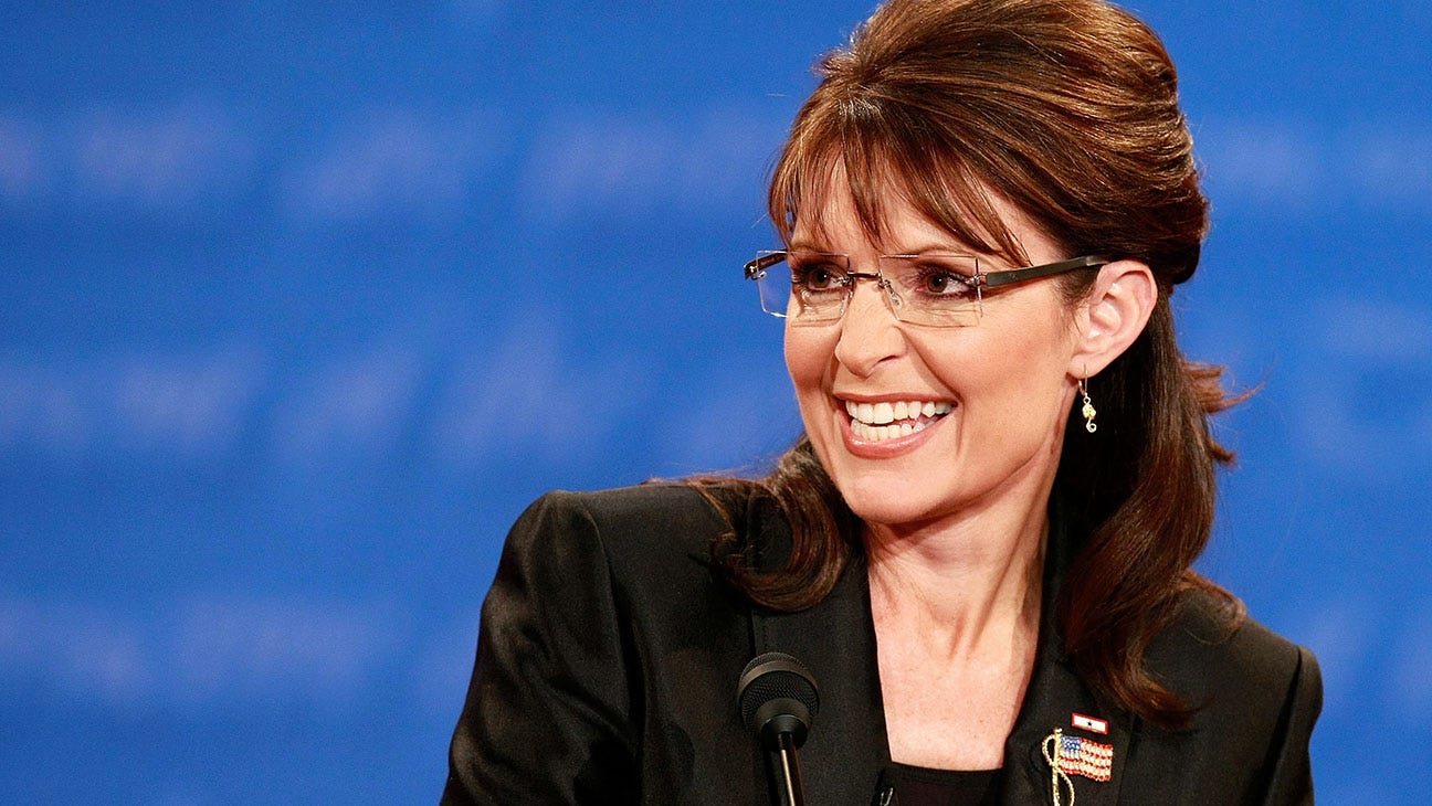 Sarah Palin Asks Why She Had to Stand in Heels for '08 VP Debate – The  Hollywood Reporter