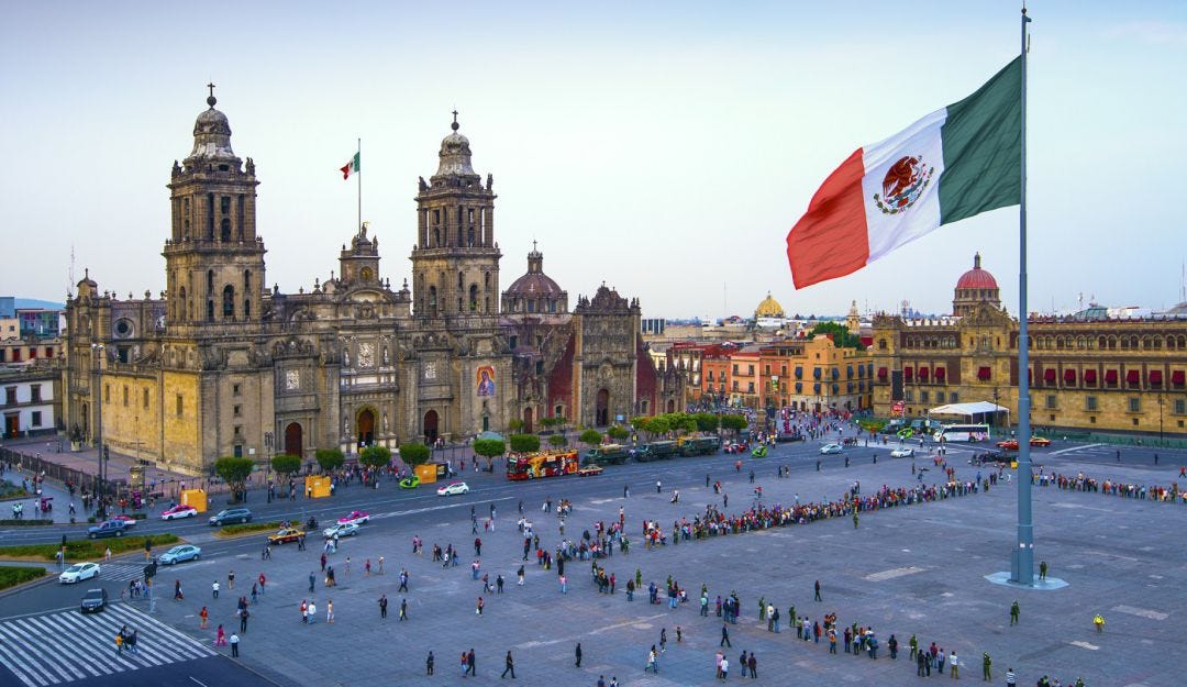 Bandera de México: ¿Te emociona ver la bandera del Zócalo? Así hacen las banderas  monumentales | Sociedad | W Radio Mexico