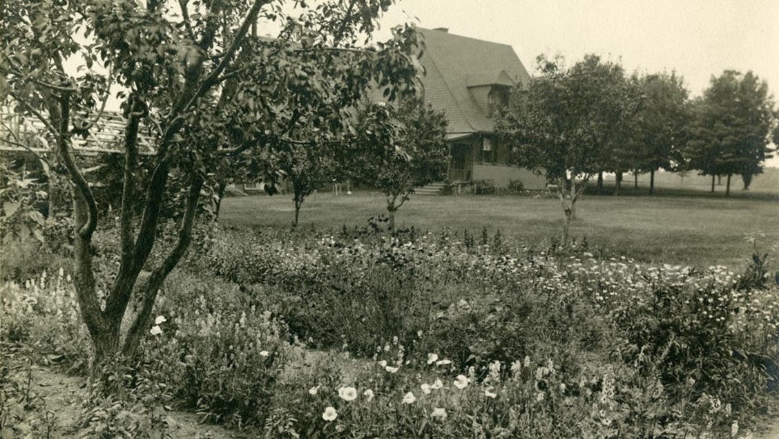 A black and white photo of the garden at Sagamore Hill