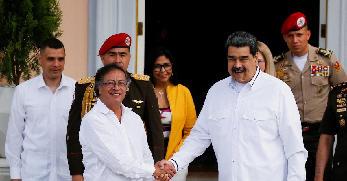 Colombia, Venezuela presidents discuss investment, trade | Reuters