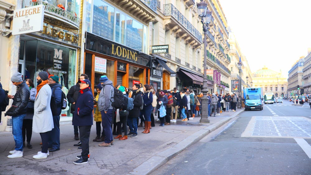 Why Cédric Grolet's Parisian Pastry Shop Drew Lines Around the Corner –  Robb Report