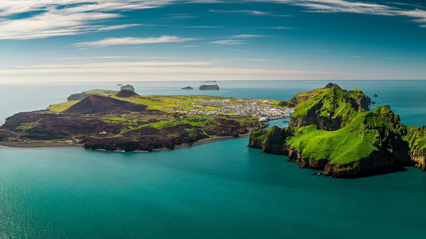 Puffin and Volcano tour in Vestmannaeyjar - Visit Westman Islands