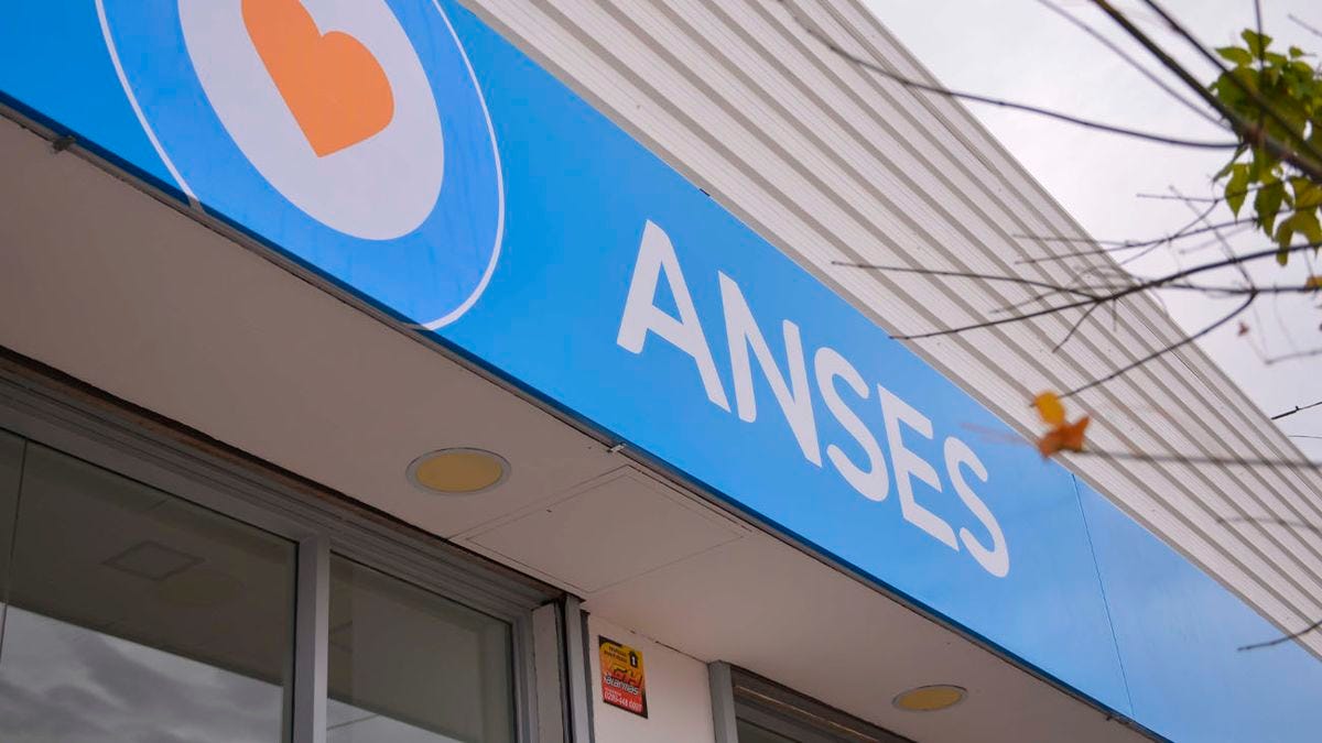 El Gobierno cerró en los últimos días 60 oficinas de atención de ANSES en todo el país. (Foto: archivo).