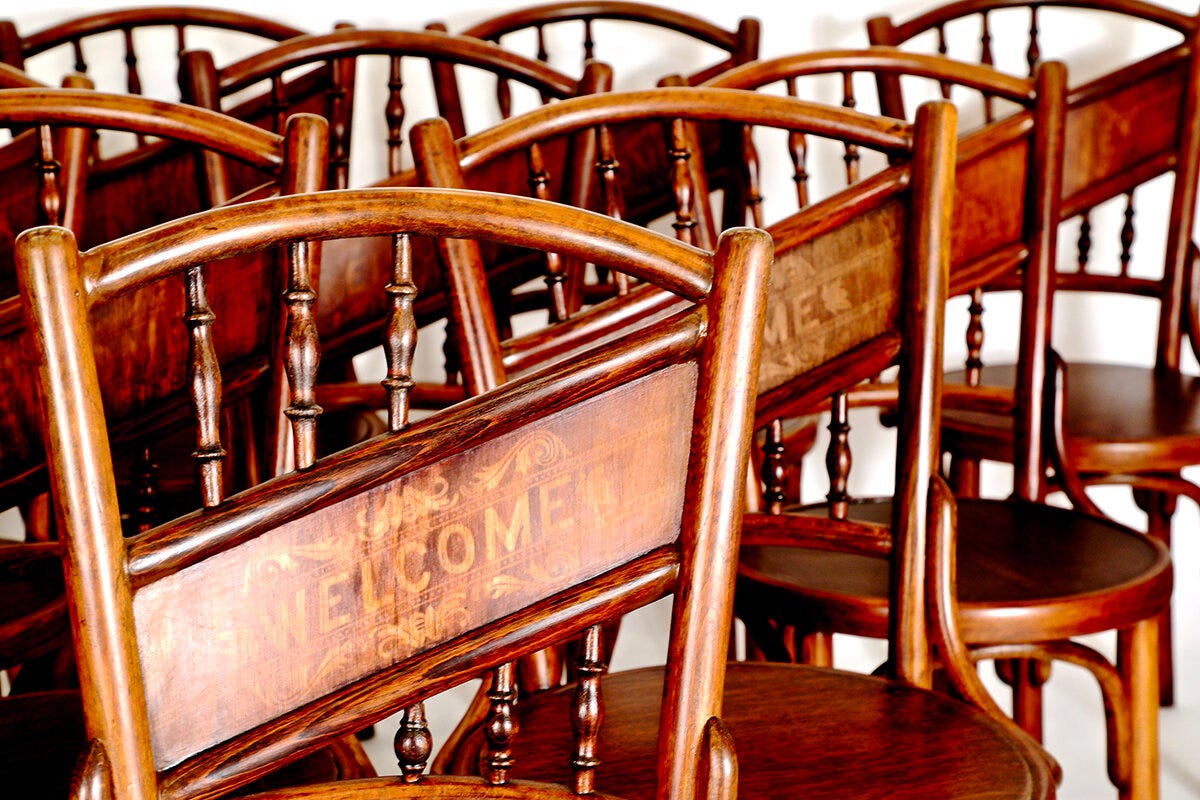 Materials : Bent teakwood, vintage plywood seat, Osolin Organics oil.