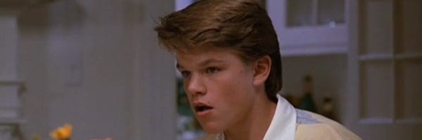 Matt Damon w swojej pierwszej filmowej roli ("Mystic Pizza")
