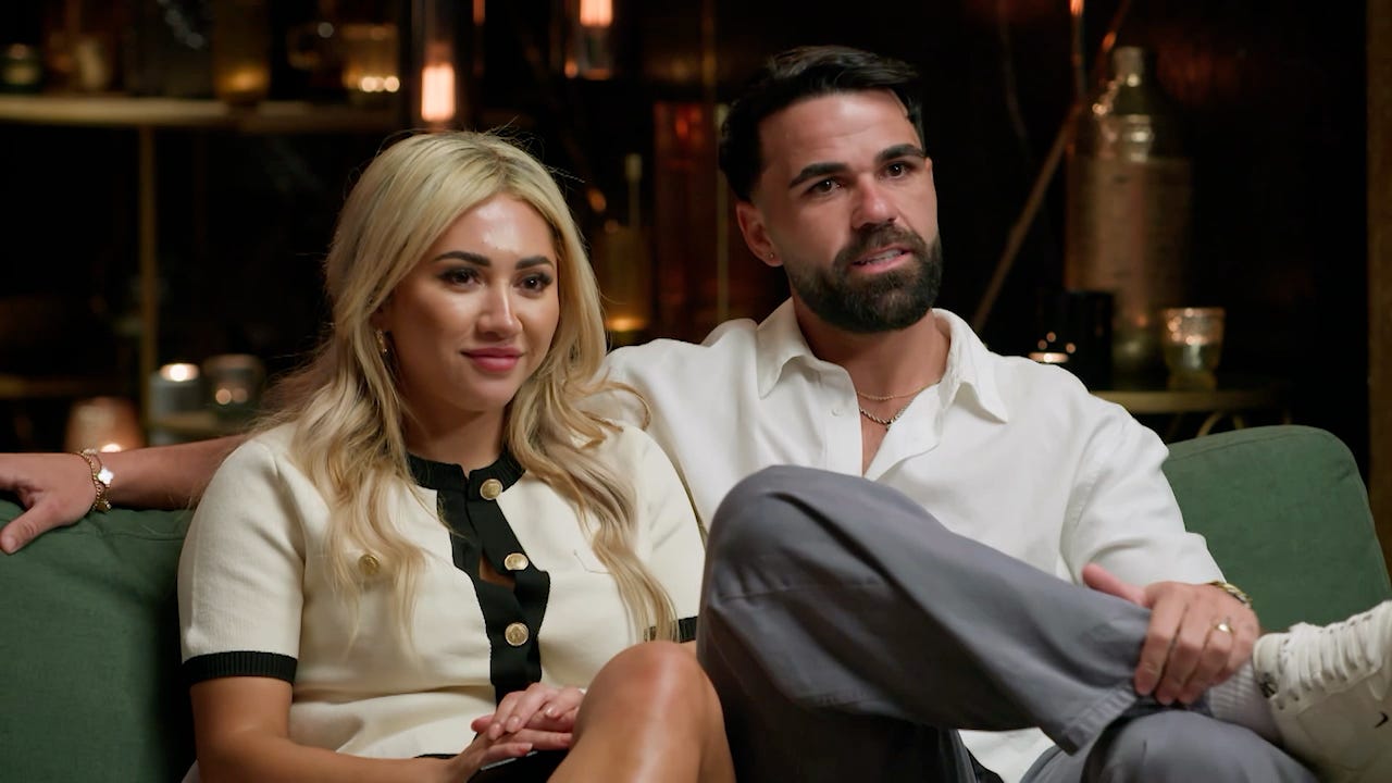 Awhina and Adrian listen to the experts on MAFS. 