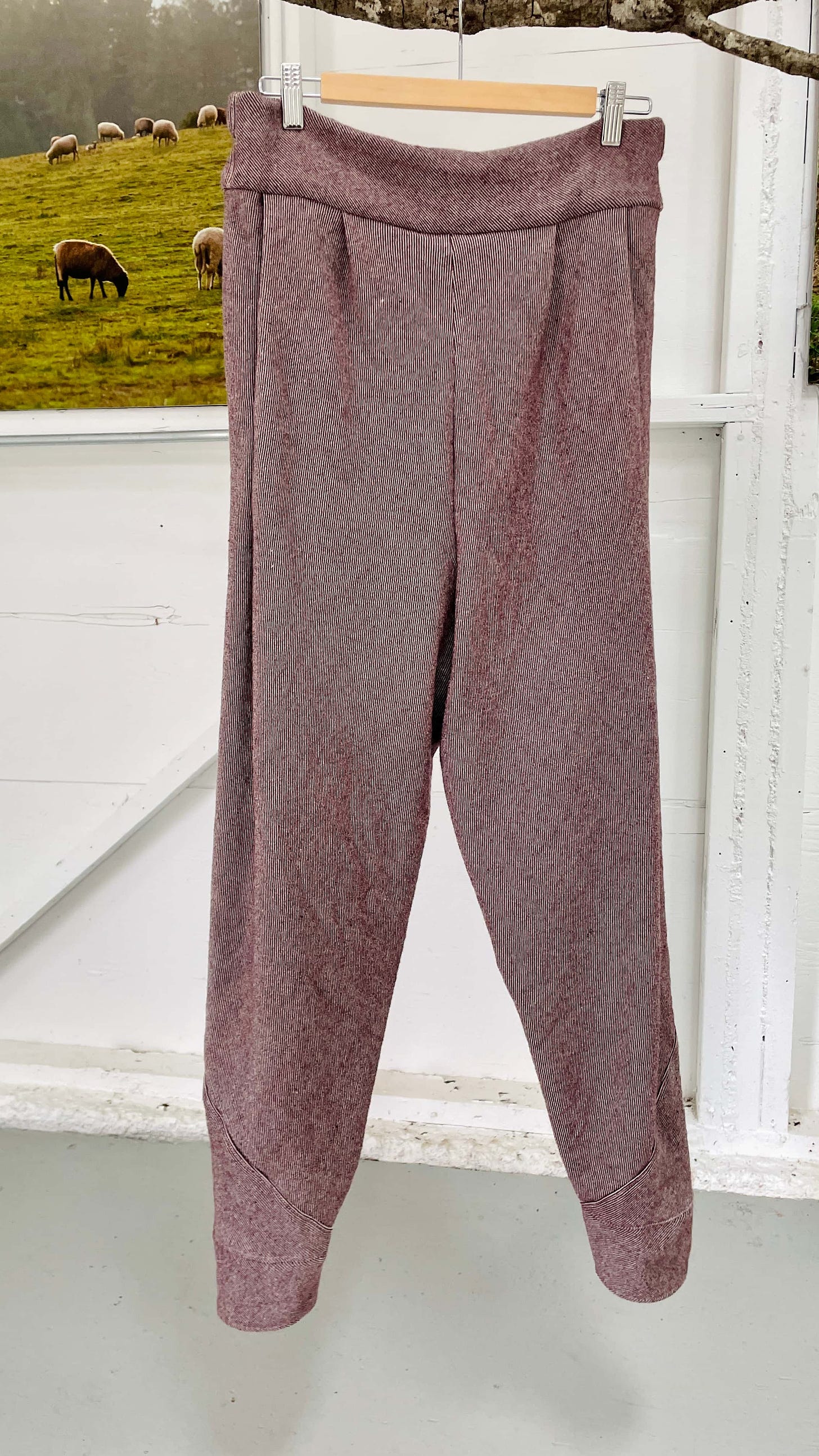 Front view of the 10-Square Pants in Lani’s Lana wool twill