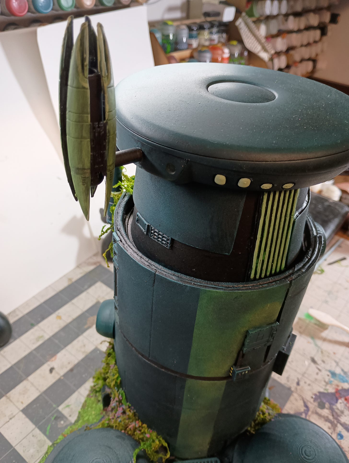 A scratch built sci-fi futuristic tower for miniature wargaming