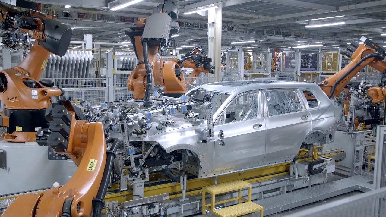 Production of the BMW X7 Body Shop