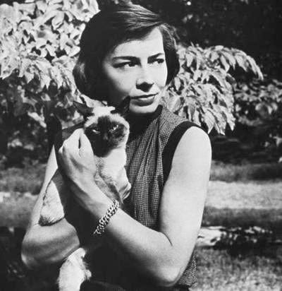 Patricia Highsmith and her cat.jpg