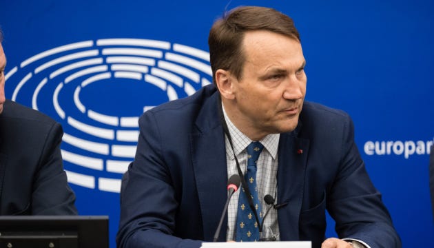 Polish FM: Sikorski's first conversation with new NATO Secretary General will be about Ukraine