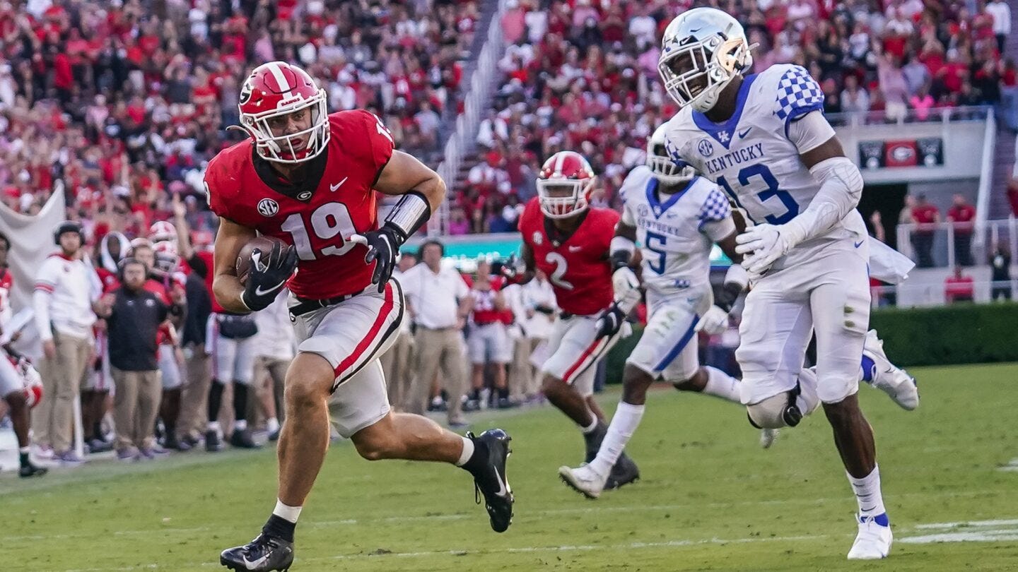 Bennett, Bowers lead No. 1 Georgia past No. 11 Kentucky, 30-13 - NBC Sports Bennett, Bowers lead No. 1 Georgia past No. 11 Kentucky, 30-13 - NBC Sports
