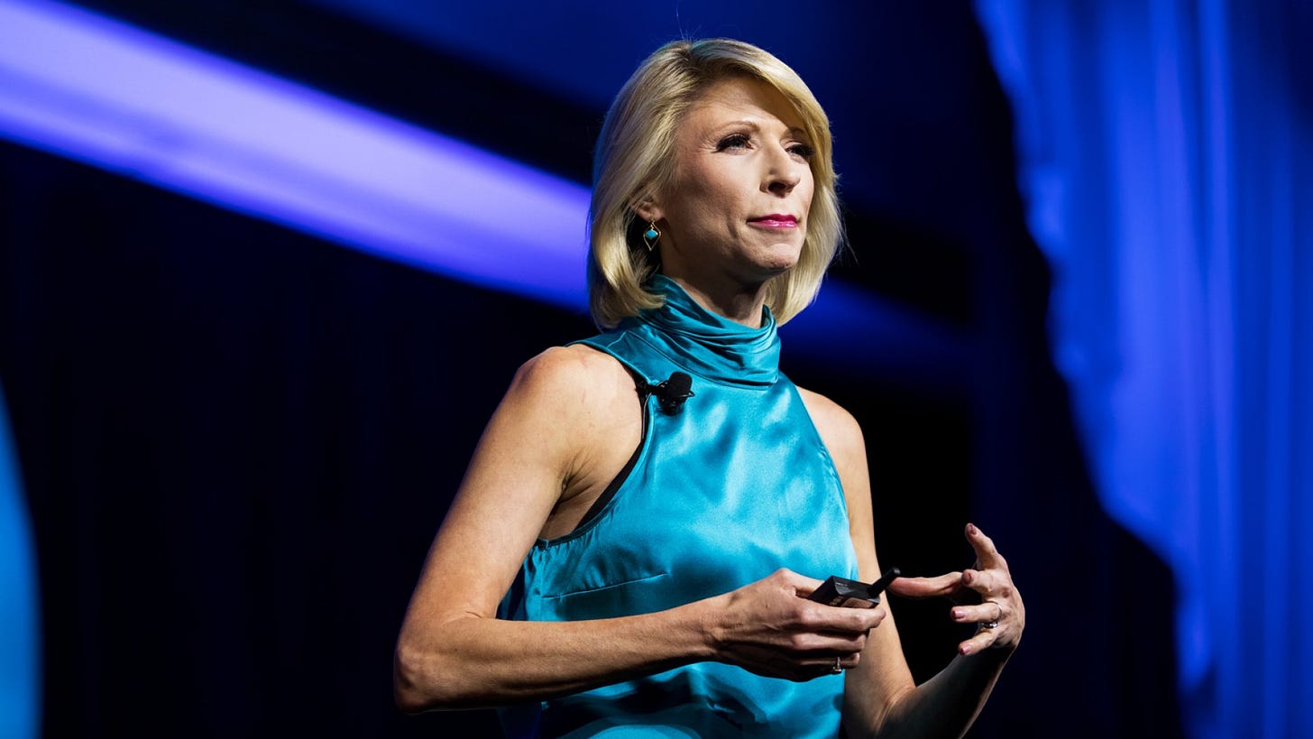 How to Build the Confidence You Need to Be an Effective Leader, According  to Body-Language Expert Amy Cuddy | Inc.com