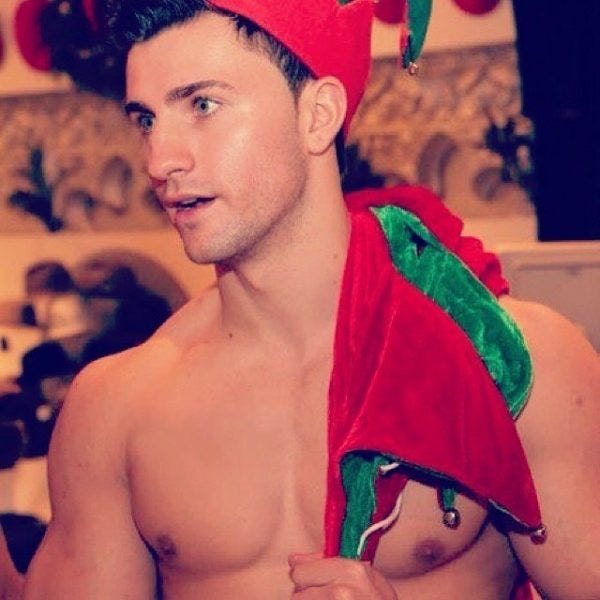 sexy santa jared let shirtless men images 2014 640x640-002