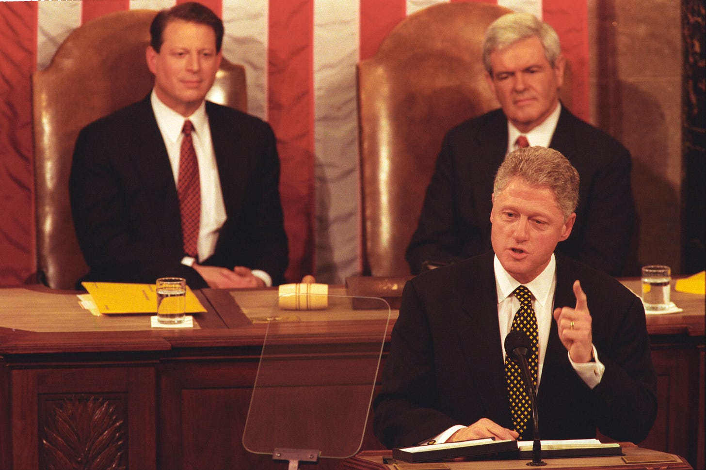 File:President Bill Clinton delivers the 1998 State of the Union  address.jpg - Wikimedia Commons