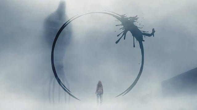 Just watched Arrival (2016) for the first time, what an amazing movie. Kept  me hooked till the last second! Highly recommended if you love a slow burn  visual treat with great music! :