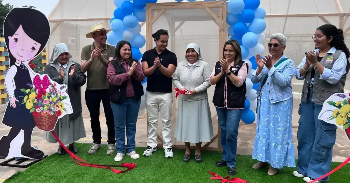 Inauguran invernadero hidropónico en colegio en San Miguel