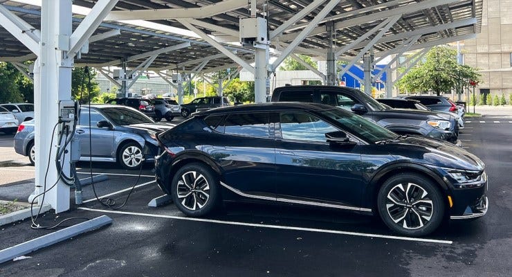 EVs charging in a Connecticut station (Image: Sipa USA/Samuel Rigelhaupt)
