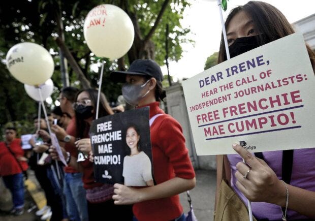 PHOTO: Members of various media groups gathered outside the Department of Justice  on Jan. 23, 2024 to call for the release of Tacloban-based journalist Frenchie Mae Cumpio and two other activists. STORY: DOJ vows fair probe of case vs detained Tacloban journalist, activists