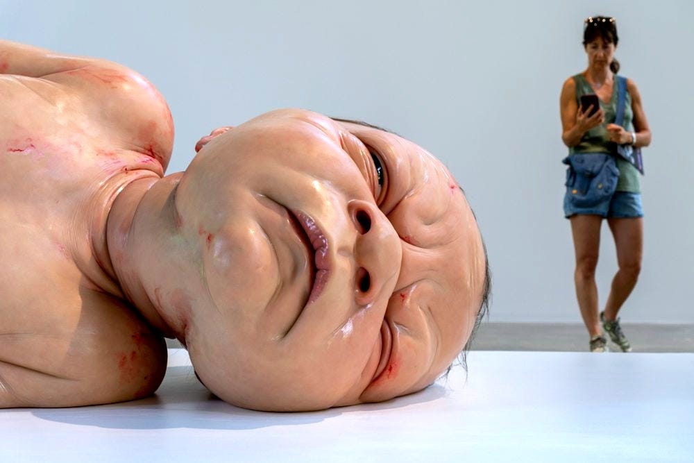 Exhibition: Ron Mueck's giant skulls invade the Fondation Cartier