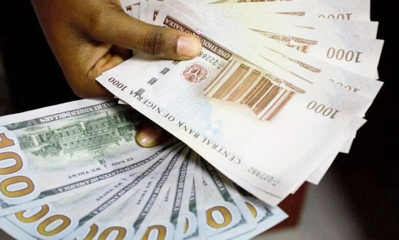 Naira Weakens to N1,100 on Parallel Market as Dollar Supply Shrinks