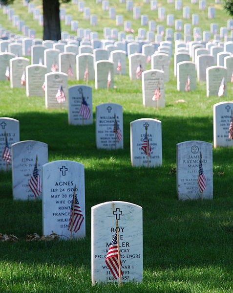 File:Graves at Arlington on Memorial Day.JPG