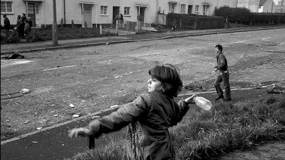 Het einde van The Troubles centraal in slotaflevering Once Upon a Time in Northern  Ireland