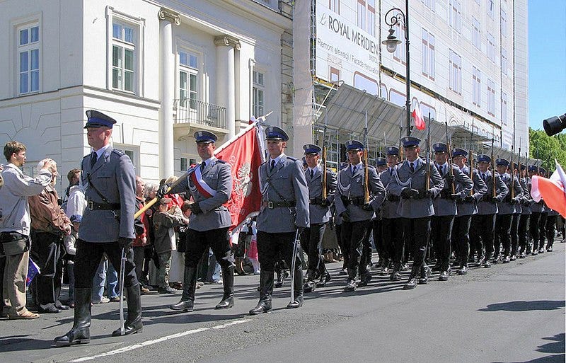 File:Police contingent, 3rd May Parade in Warsaw.jpg