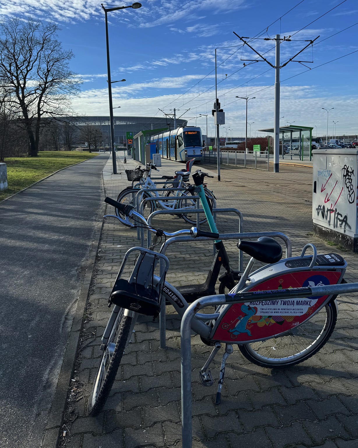 Rower miejski - idealny transport do krańcówki tramwaju