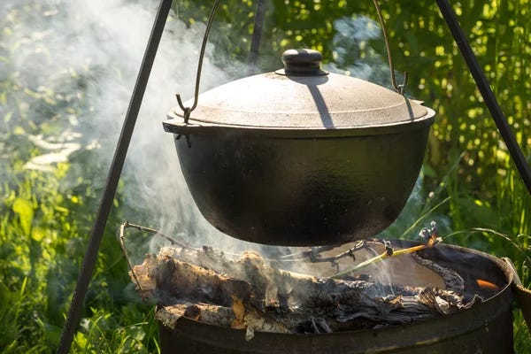 Pot cooking outside Stock Photos, Royalty Free Pot cooking outside Images |  Depositphotos