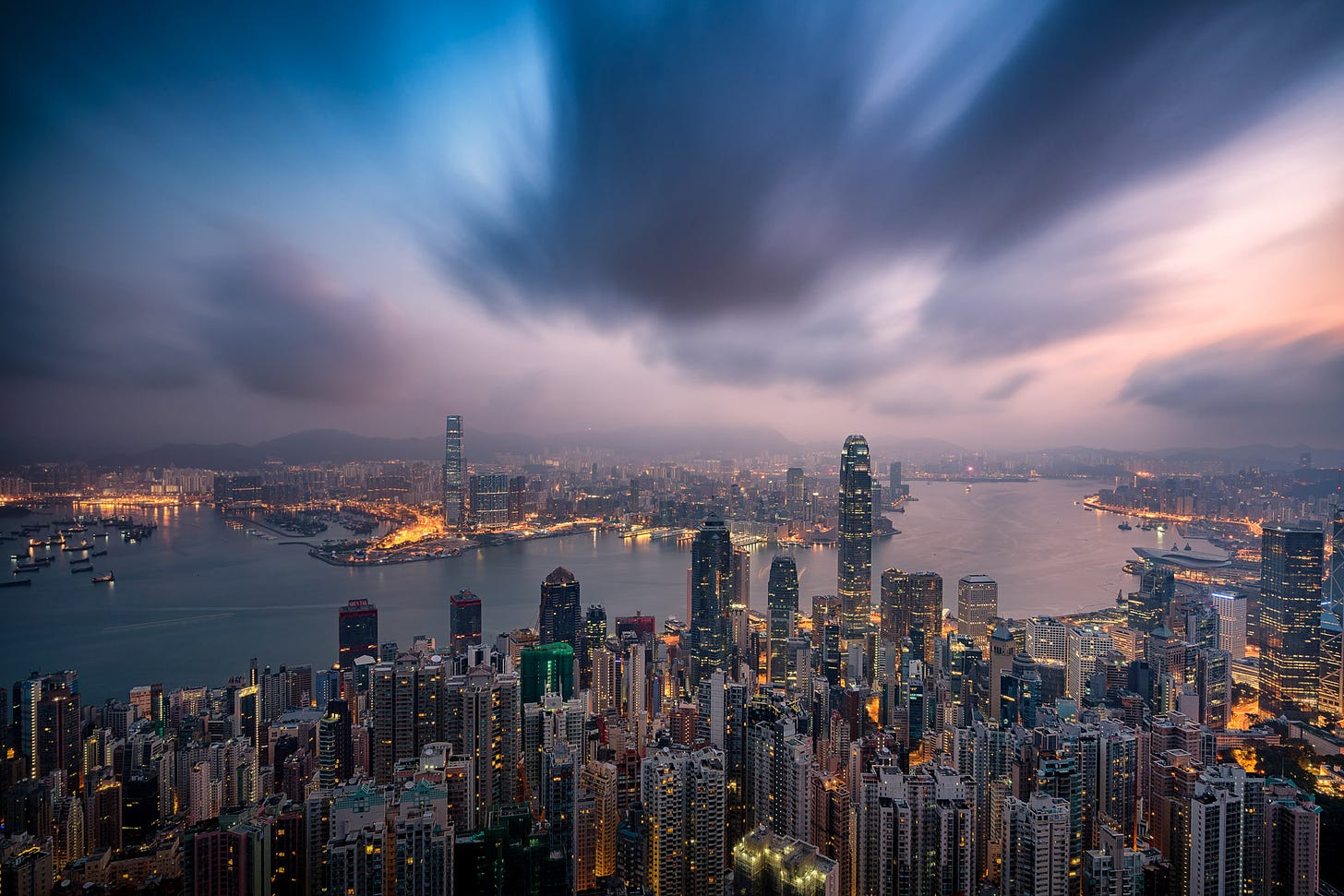 The BEST spot for Hong Kong sunrise pictures - Andy's Travel Blog