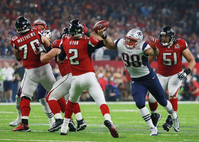 Trey Flowers pressures Atlanta quarterback Matt Ryan in the 4th quarter.