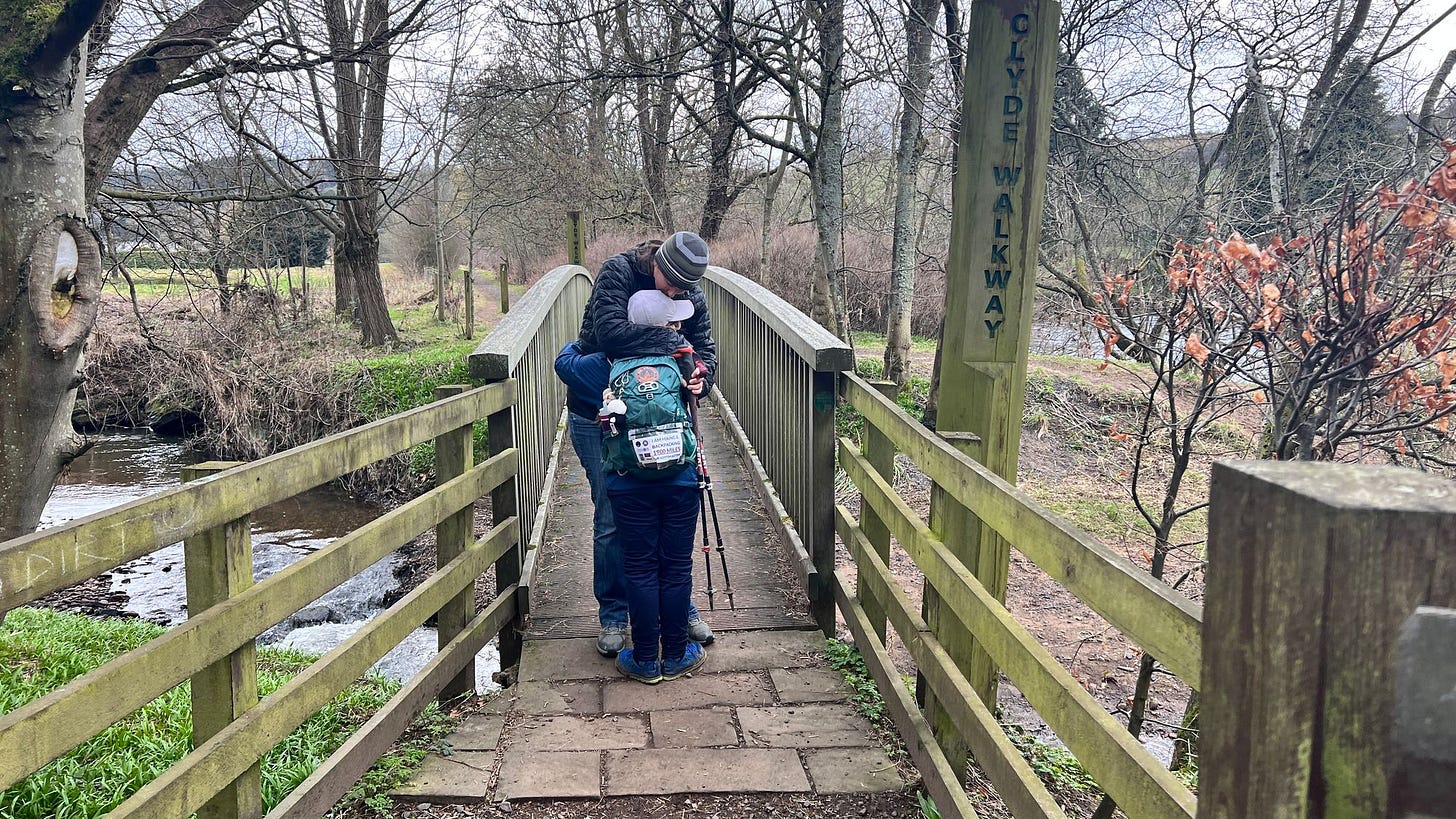 Meeting up with Sarah and another one of the many Clyde Walkway route markers