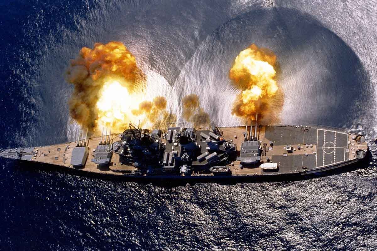 Why 50-Year-Old Battleships Were Critical in Operation Desert Storm|  Military.com