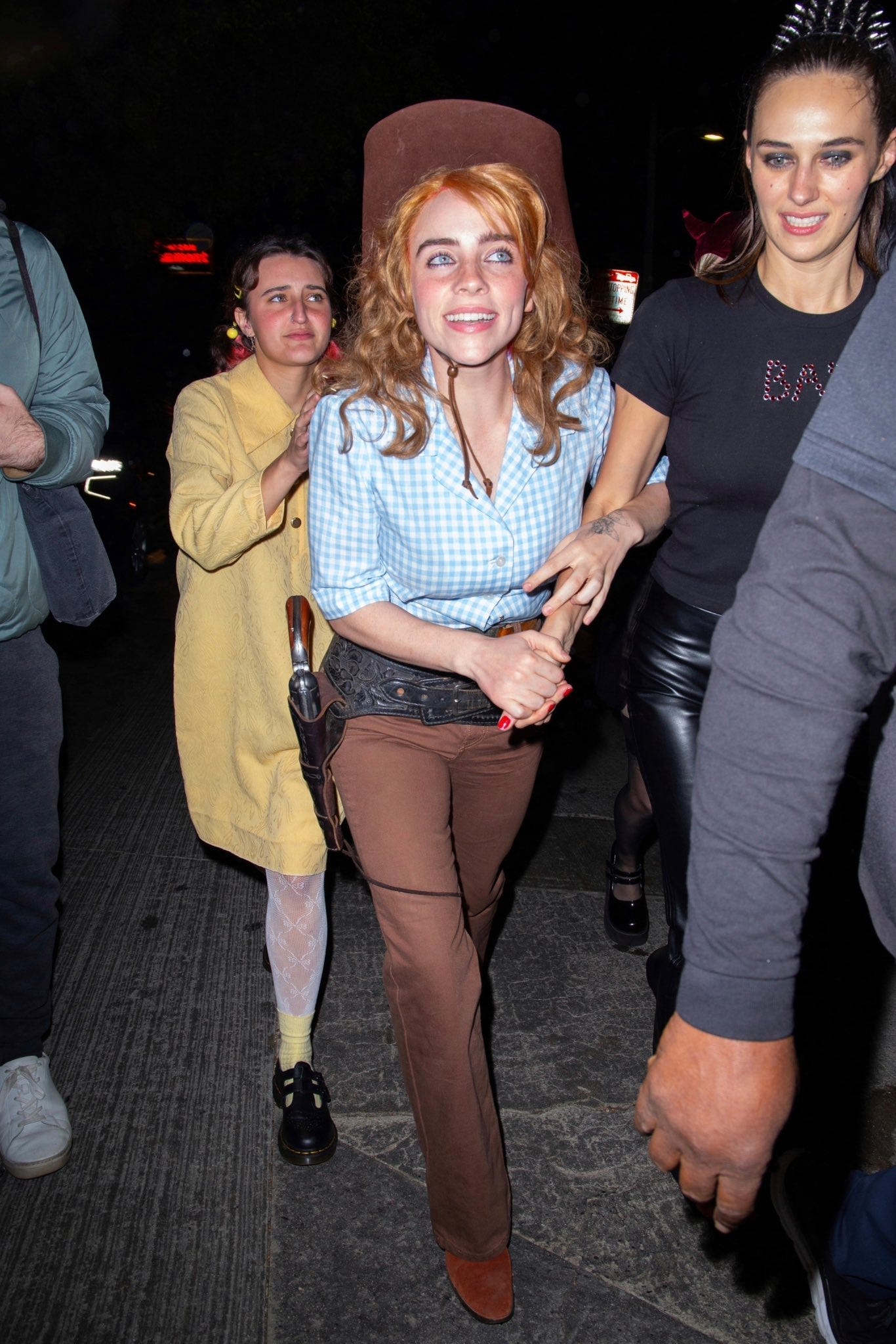 21metgala on X: "Billie Eilish and Devon Lee Carlson leaves Kendall  Jenner's Halloween Party in Los Angeles. https://t.co/j31zwwC6vb" / X